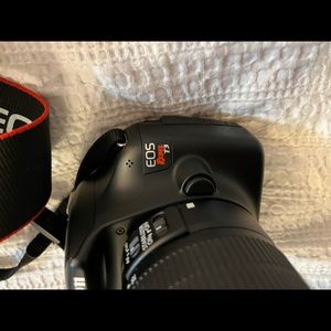 Canon rebel eos t3 camera